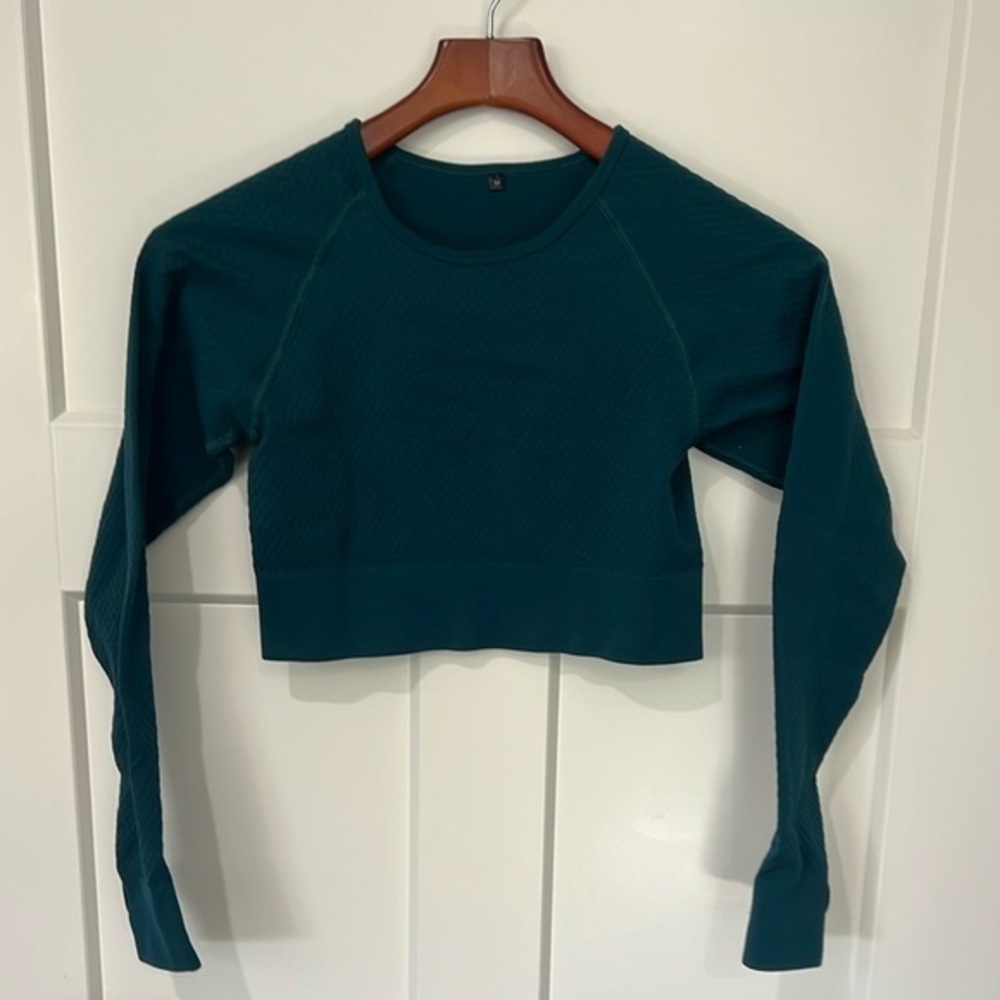 Balance Athletica Energy Long Sleeve Crop Top Sz Medium